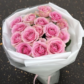 Букет из 15 пудровых роз (70 см) в Кашире