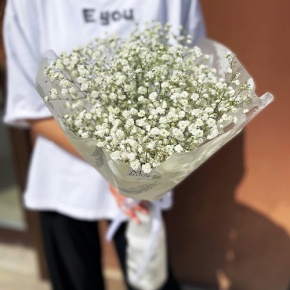 Букет из 5 белых гипсофил в Кашире