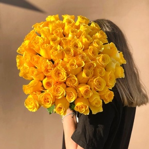 Букет "Ярче солнца" из 55 лимонных роз (50 см) в Кашире