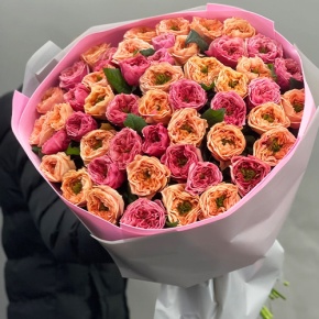 Букет "Лав ю" из 51 пионовидной розы Риджентс парк (60 см) в Кашире