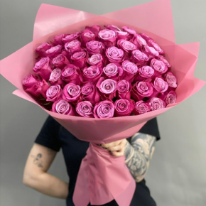 Букет из 51 розы Космик (60 см) в Кашире