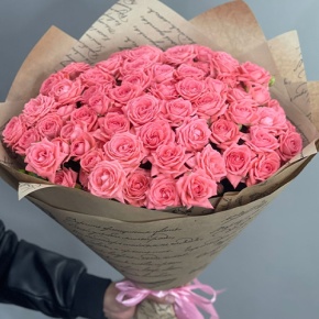 Букет из 15 кустовых коралловых роз (60 см) в Кашире