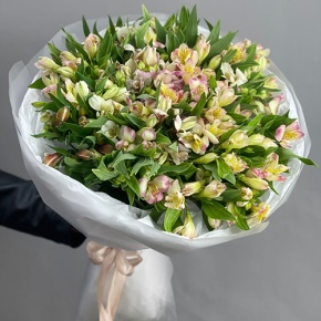 Букет "Зарина" из 37 альстромерий микс в Кашире