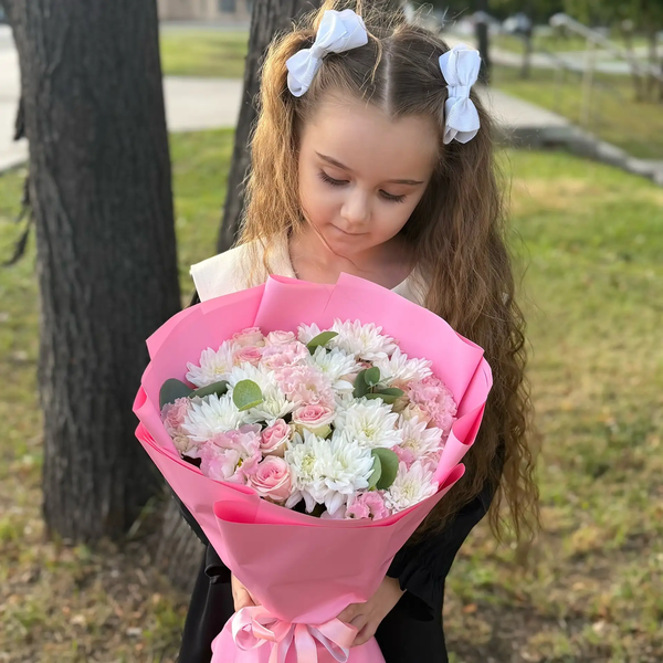 Букет из хризантем, эустом и роз в Кашире