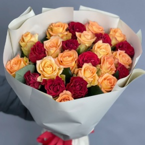 Букет "Прайм" из 25 роз Оранж и Эль Торо (50 см) в Кашире