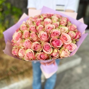 Букет 51 роза Бэлла Роса (40 см) в Кашире