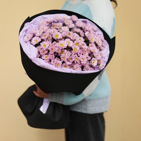 Стильный букет из 11 хризантем сантини в Кашире