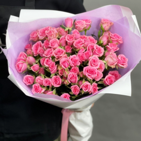 Букет "Рассвет принцессы" из 15 кустовых роз (50 см) в Кашире
