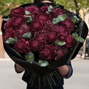 Букет из 21 винной хризантемы Бигоуди в Кашире