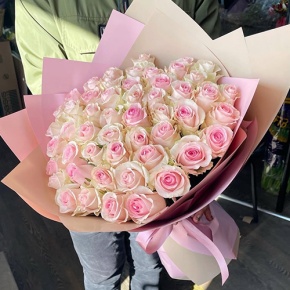 Букет 101 роза Свит ревиваль (60 см) в Кашире