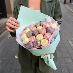 Букет 25 шоколадных пионов в Кашире