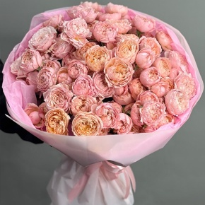 Букет из 35 кустовых пионовидных роз Джульетта (60 см) в Кашире