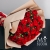 Букет 15 кустовых красных роз в Кашире Букет 15 кустовых красных роз в Кашире