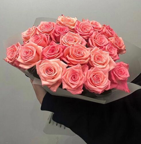 Букет из 21 розовой розы (50 см) в Кашире